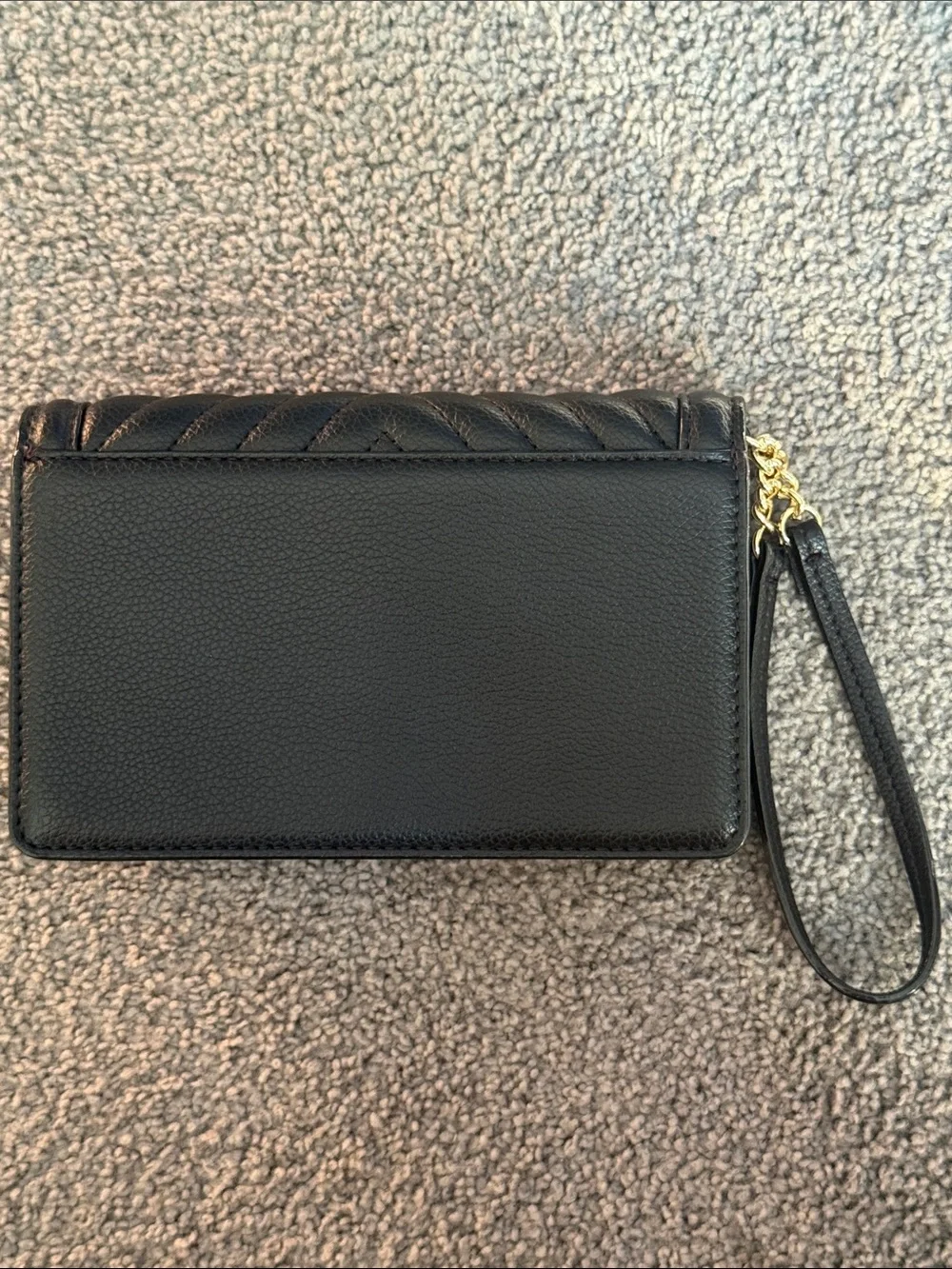 Victoria’s Secret Black Quilted Wristlet Wallet with Gold Accents. 7”x4.5”x1”